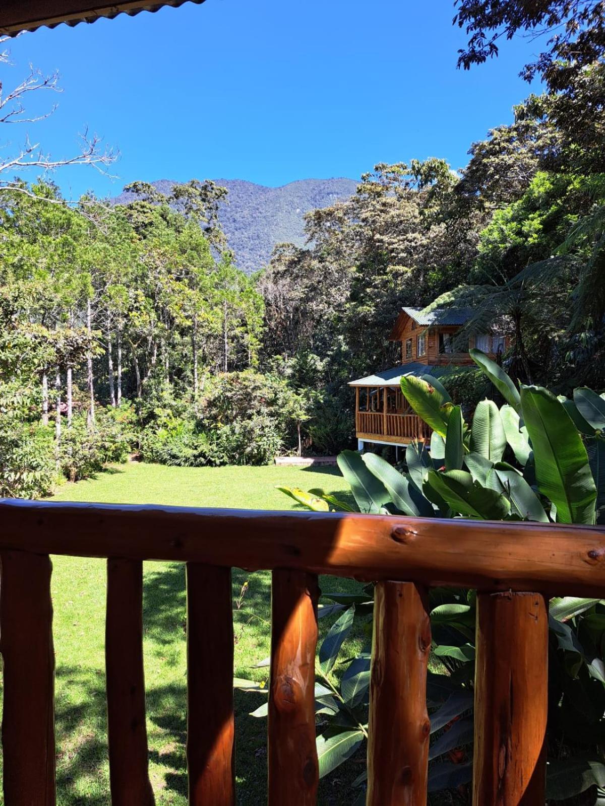 Refugio De Orquideas Villa Oxapampa Eksteriør billede