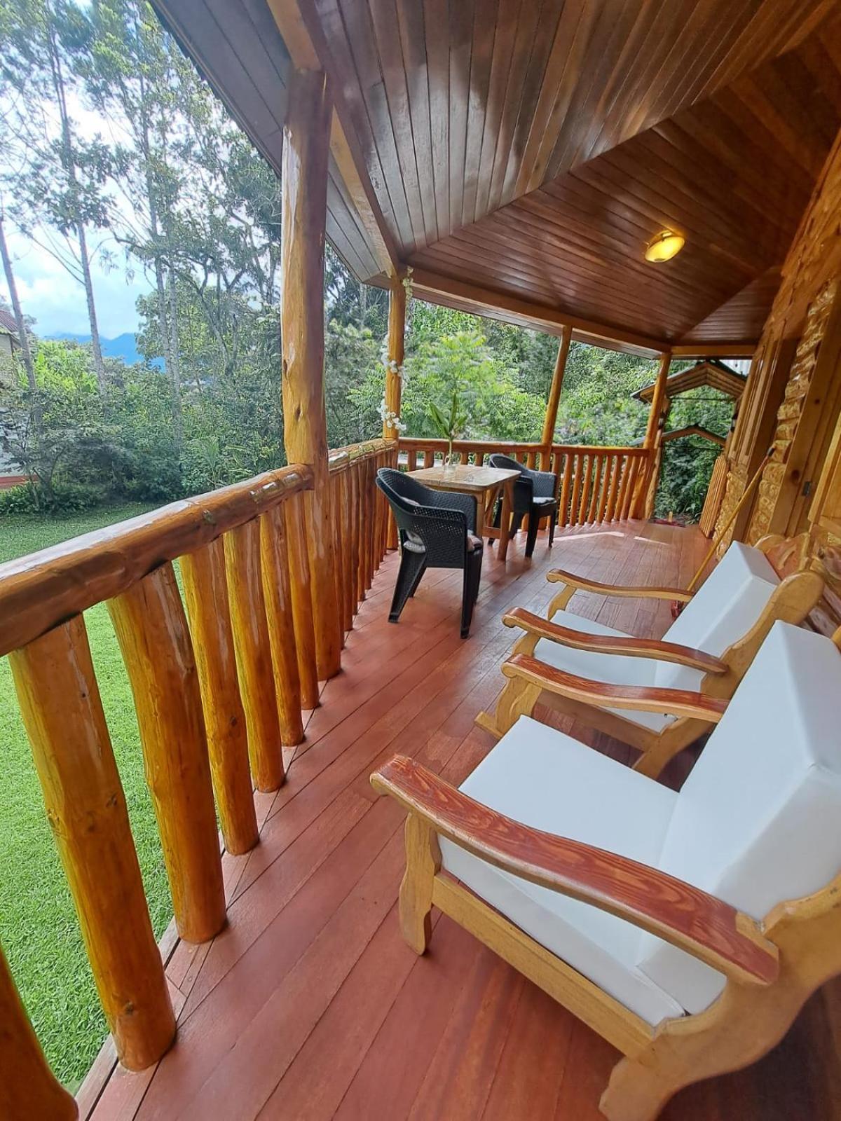 Refugio De Orquideas Villa Oxapampa Eksteriør billede